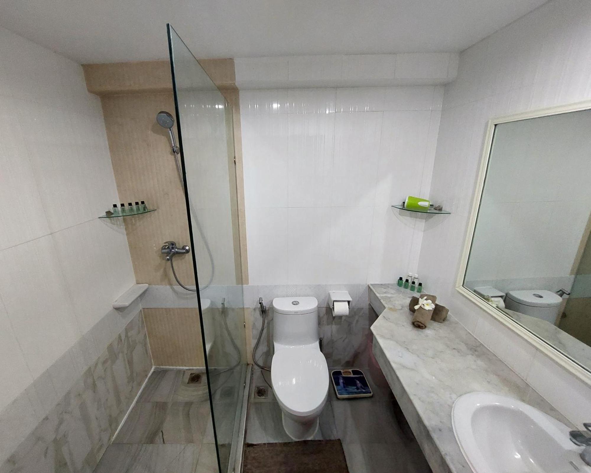 Sunshine Beach Condotel Na Chom Thian Dış mekan fotoğraf